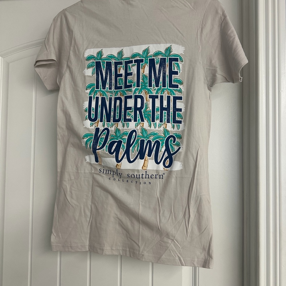 Simply Southern Women’s Meet Me Under The Palms Size Small